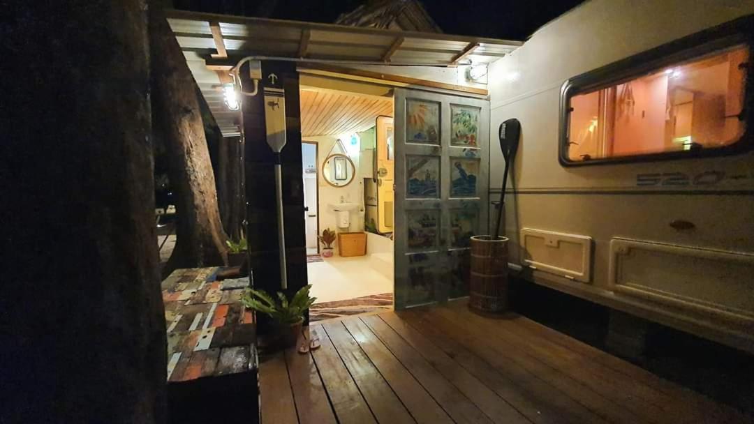 Maliblues Bed & Art Gallery Chumphon Eksteriør billede