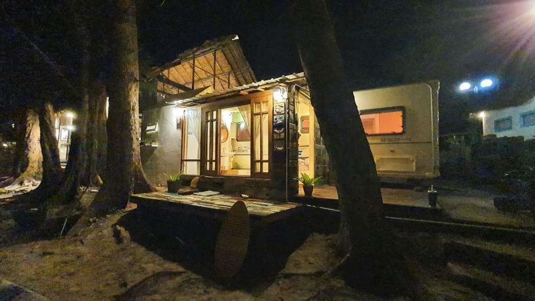 Maliblues Bed & Art Gallery Chumphon Eksteriør billede