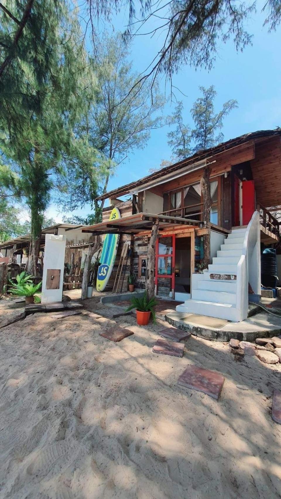 Maliblues Bed & Art Gallery Chumphon Eksteriør billede